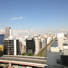 秋葉原の風景　～事務所ビルからの眺め